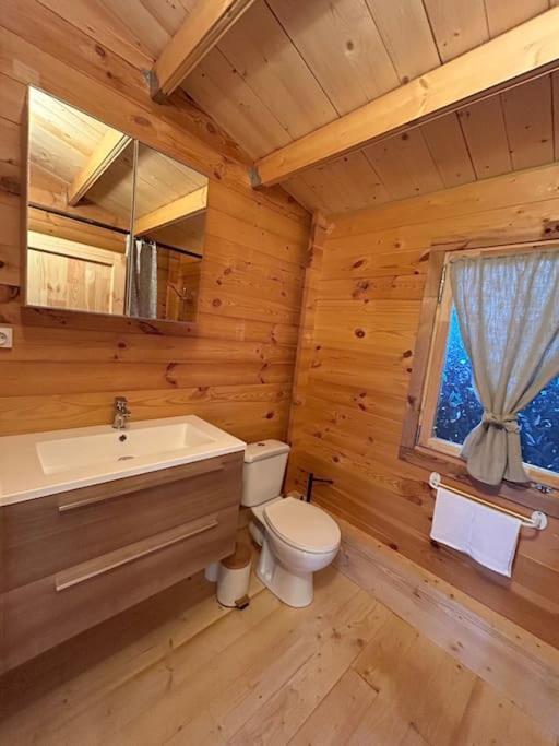 Chalet Bois Jacuzzi Bessan エクステリア 写真