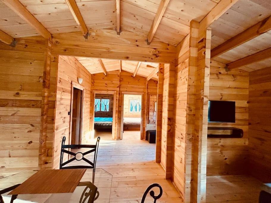 Chalet Bois Jacuzzi Bessan エクステリア 写真